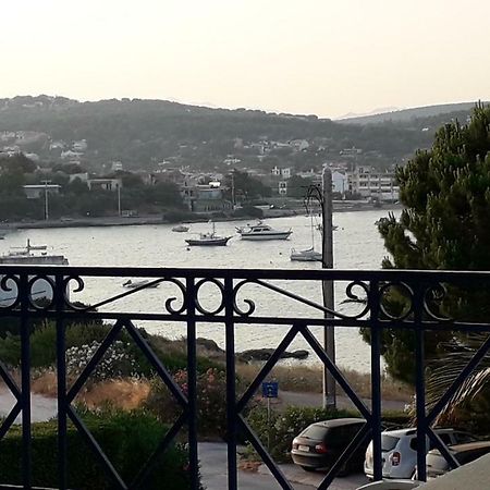 The Swan And The Gull, Porto Rafti Yacht Harbor Apartment 外观 照片