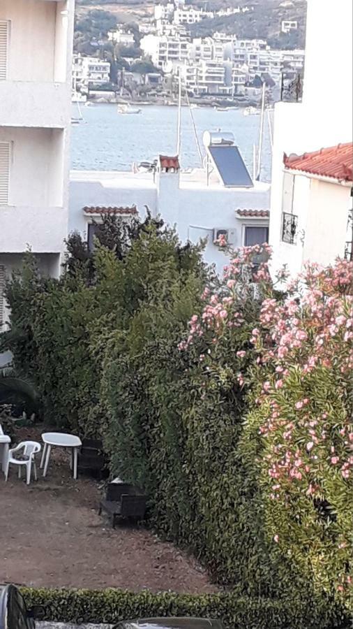 The Swan And The Gull, Porto Rafti Yacht Harbor Apartment 外观 照片
