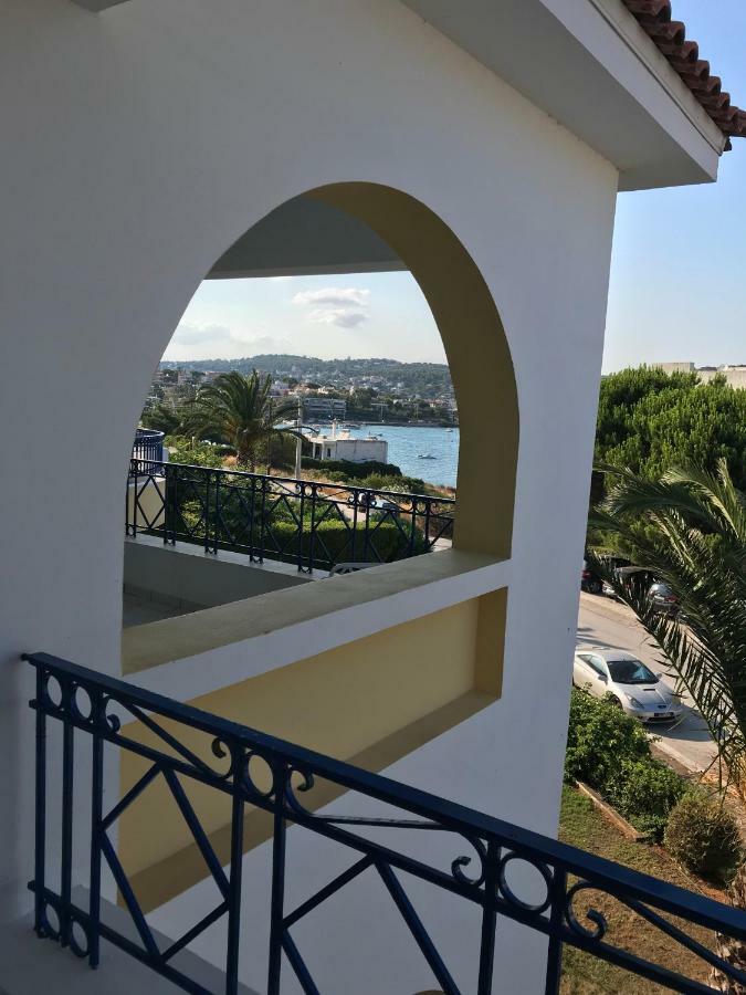 The Swan And The Gull, Porto Rafti Yacht Harbor Apartment 外观 照片